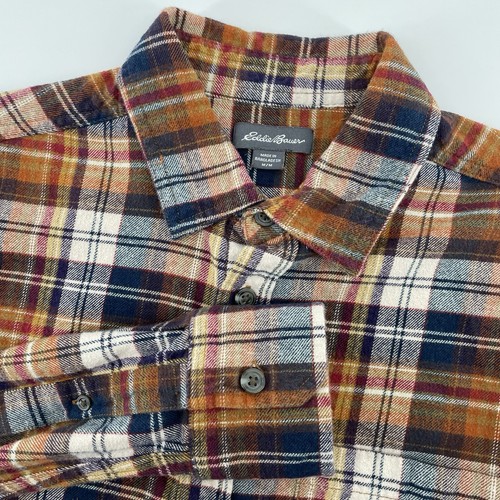 Eddie Bauer Men's Size Medium Plaid Long Sleeve Flannel Button Front Shirt