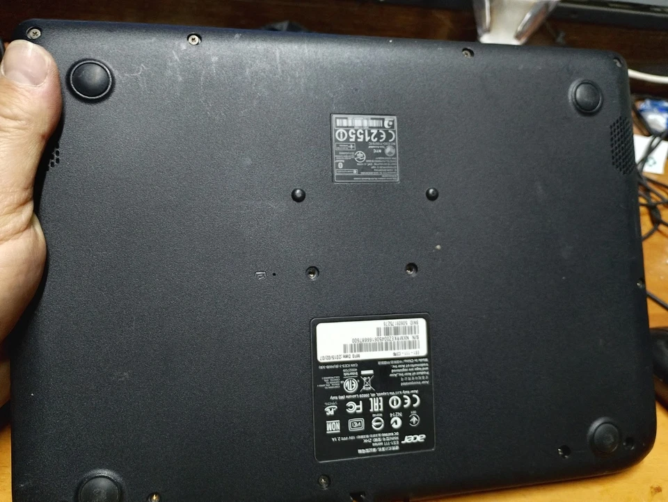 computer portatile acer - Immagine 4 di 4