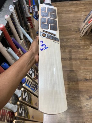 SS Master 8000 Cricketschläger Absolutely Mind Blowing Ping On This Bat 2025 Series