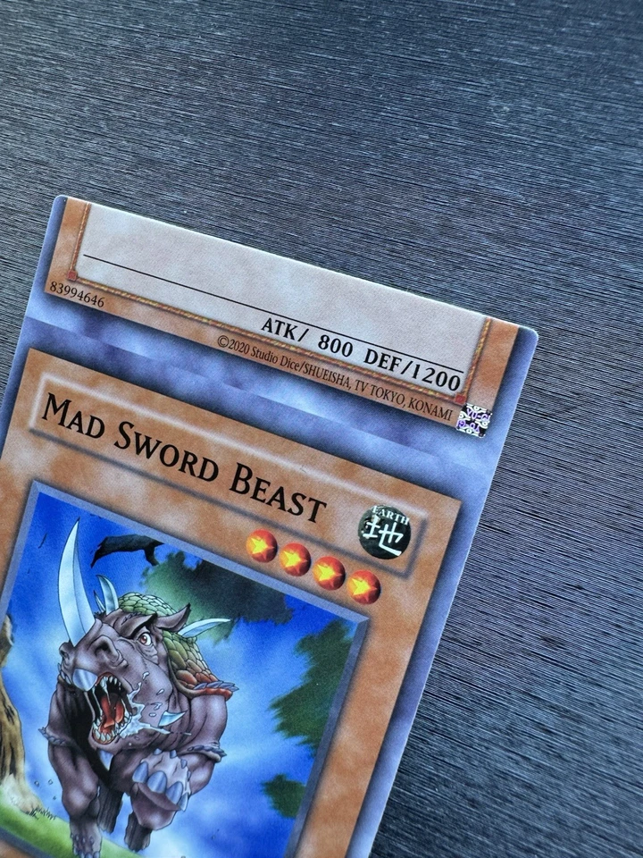 YuGiOh! Mad Sword Beast RP02-EN023 - Error Misprint Miscut Pack Fresh Mint - Image 3 of 4