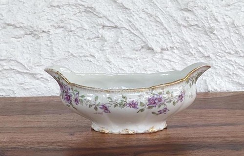 Antique CH Field Haviland Limoges Gravy Boat,  T. Eaton Co., GDA France, 1905-15 - Picture 1 of 6