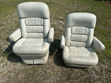 Rv Captains Chairs Cream Off-white Seats Pair Motorhome Coach