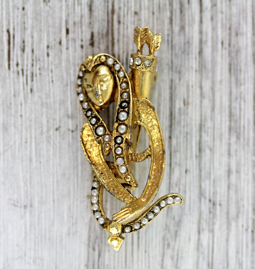 VINTAGE ARCHER BOW ARROW BROOCH PIN GOLD FAUX PEARL RETRO COSTUME