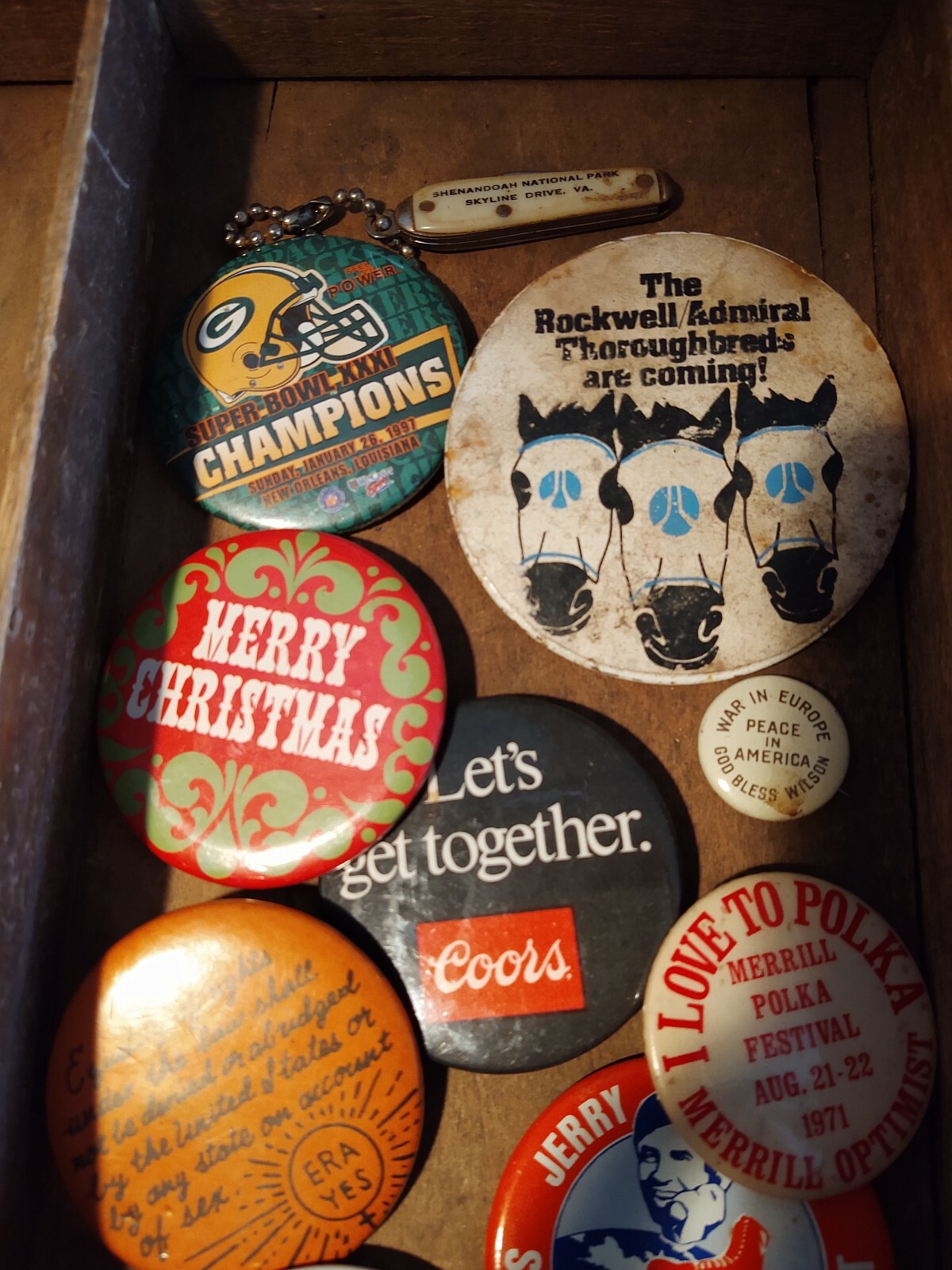 Vintage Junk Drawer Lot Pins Pin Button Buttons Political Beer Beers