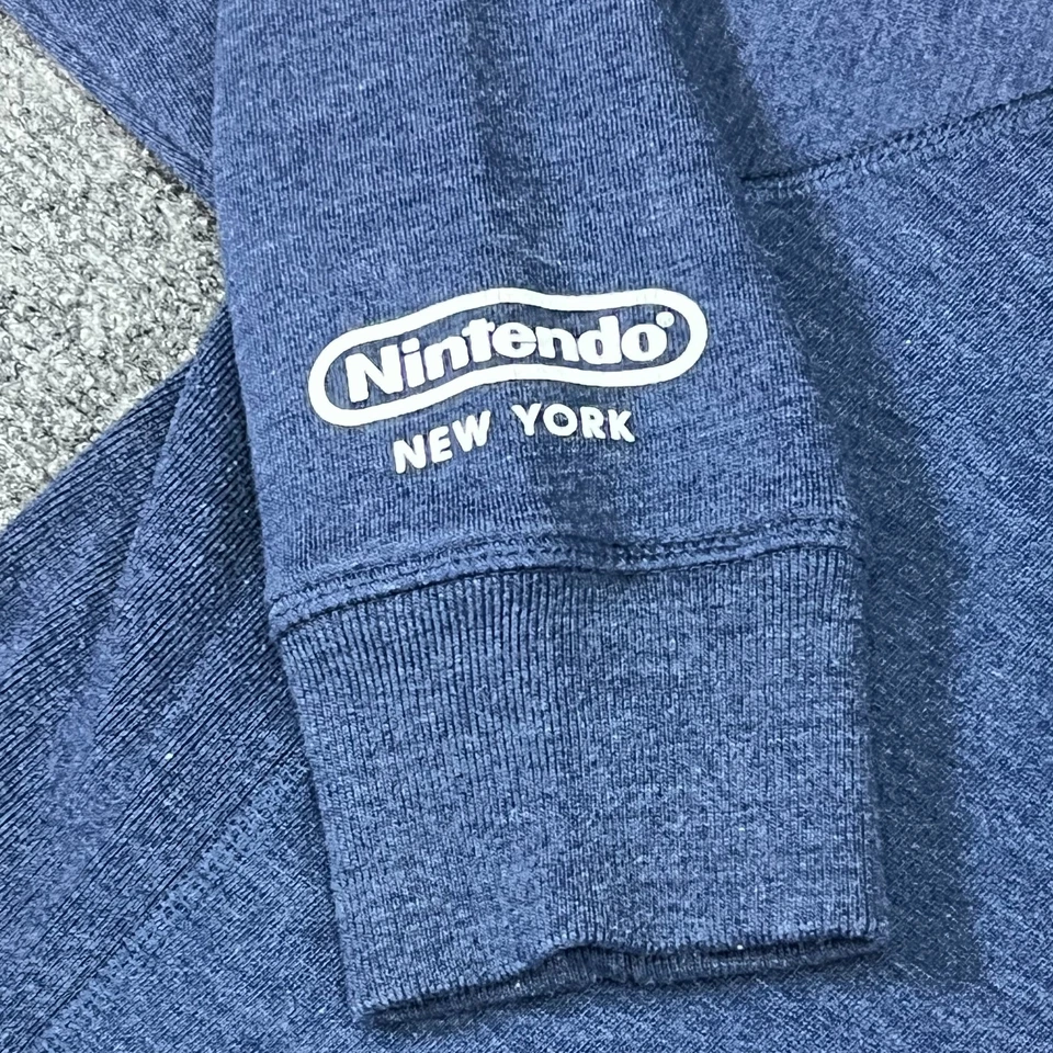 Nintendo New York Sportiqe Mario Propeller Traje Sudadera XL Azul Sello Oficial Foto 3 de 4