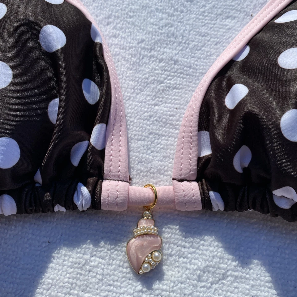 Bikini grande marrón oscuro rosa a lunares con capucha rosa/perla con corbata Foto 4 de 4