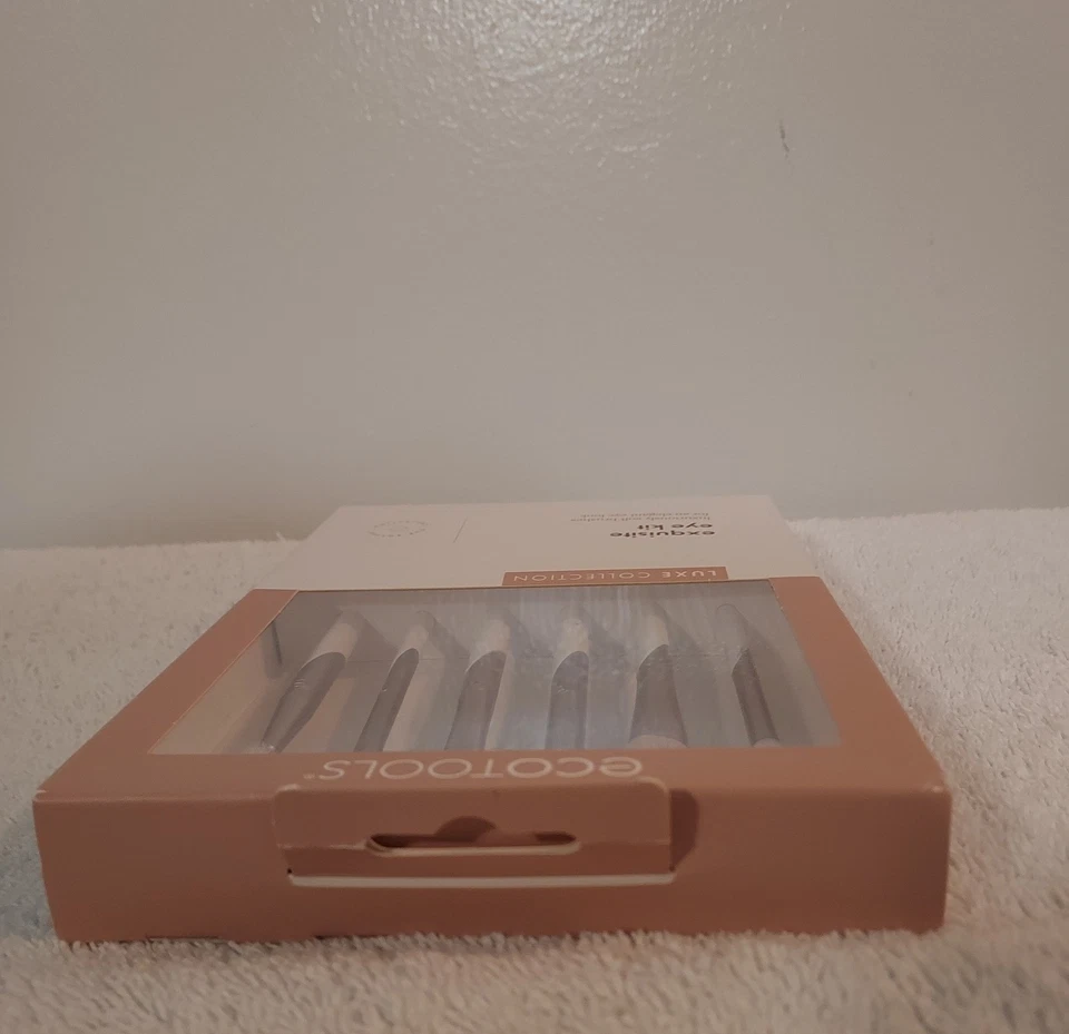 Ecotools Luxe Collection Exquisite Eye Kit 6 pc Eye Makeup Set Ultra Soft - Image 4 of 4