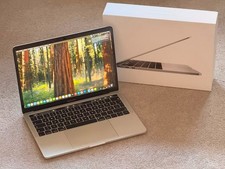 Apple MacBook Pro 13 Zoll 2019, 128GB SSD, 8GB RAM, Intel Core I5 / OVP Silber