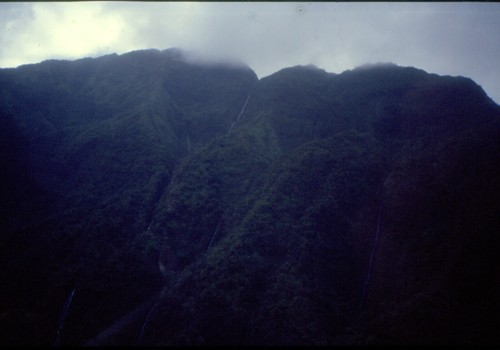 34 diapositive vintage 35 mm 1984 tour Hawaii paesaggi montagna SS Costituzione porto - Foto 16 di 24
