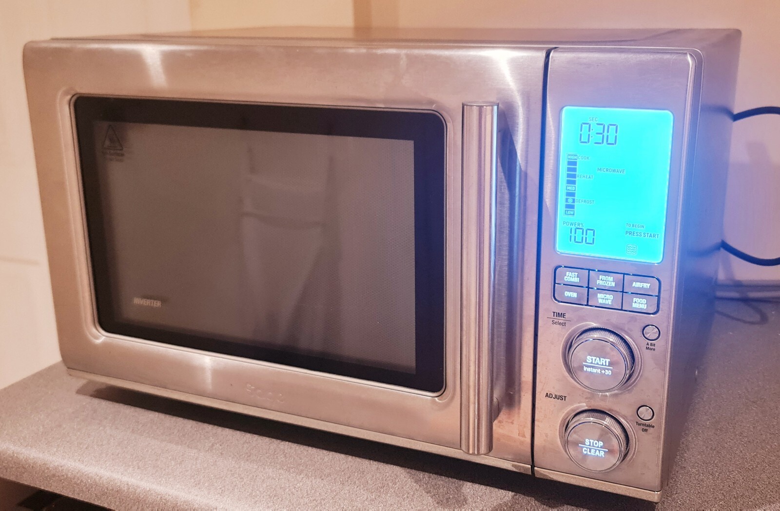 Sage The Combi Wave™ 3 in 1 Microwave Oven Grill Air fryer