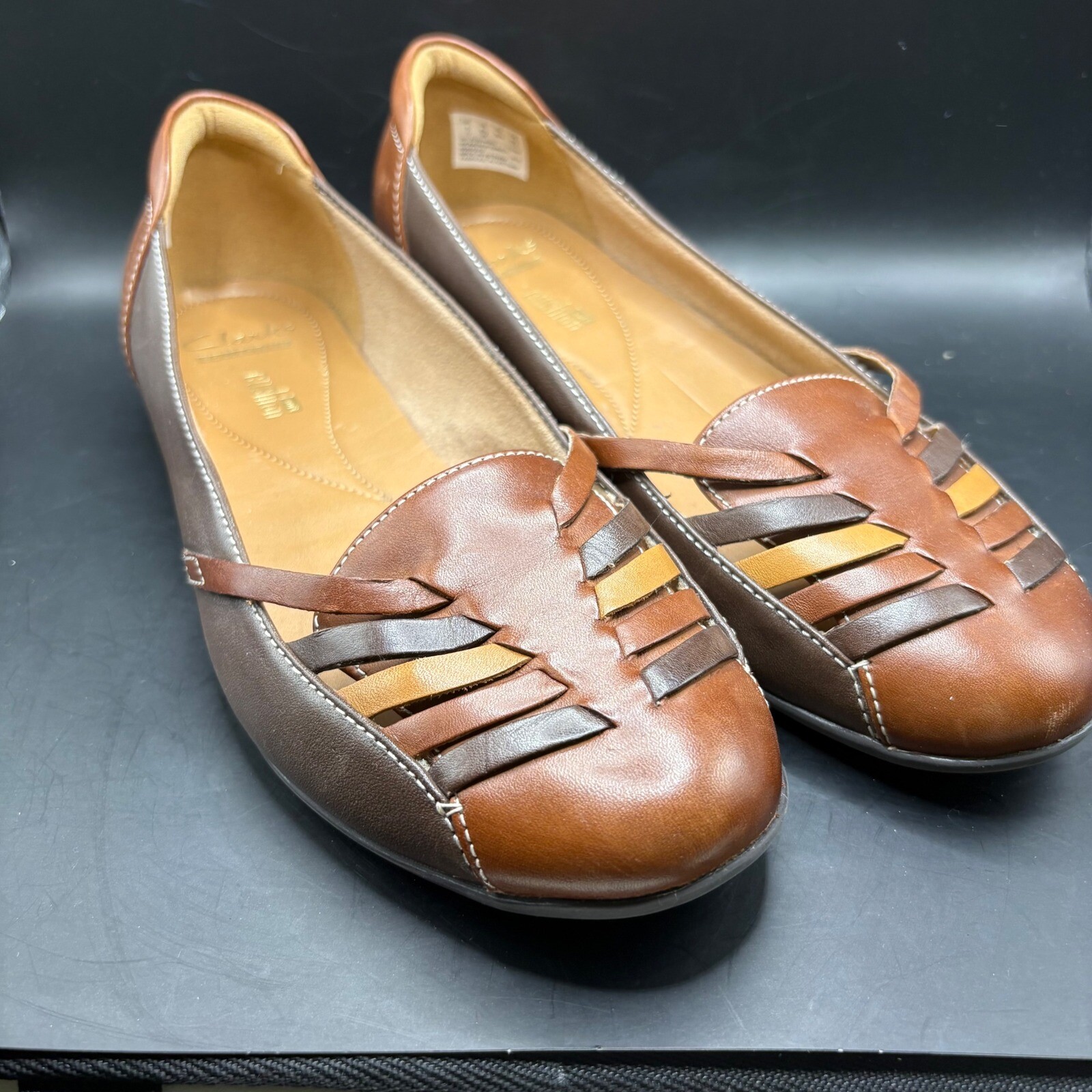 Clarks Woven Leather Loafers Comfortable Brown Flats Size 8.5M