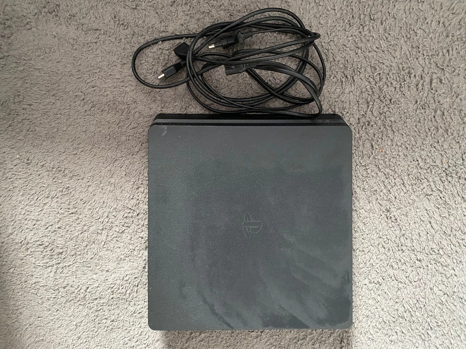 Sony PlayStation 4 Slim, Foto 1 von 2