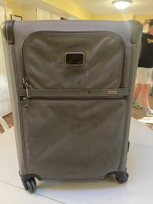 Tumi Alpha II Short Trip Expandable 4 Wheeled Packing Case Luggage Suitcase 26  