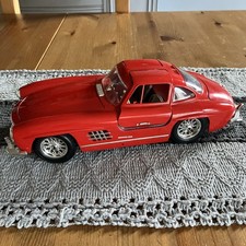 1/18 SCALE DIECAST BBURAGO RED 1954 MERCEDES BENZ 300SL