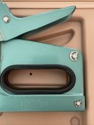 BOSTITCH T-5 STAPLE GUN In Case - WORKS WELL — photo 4
