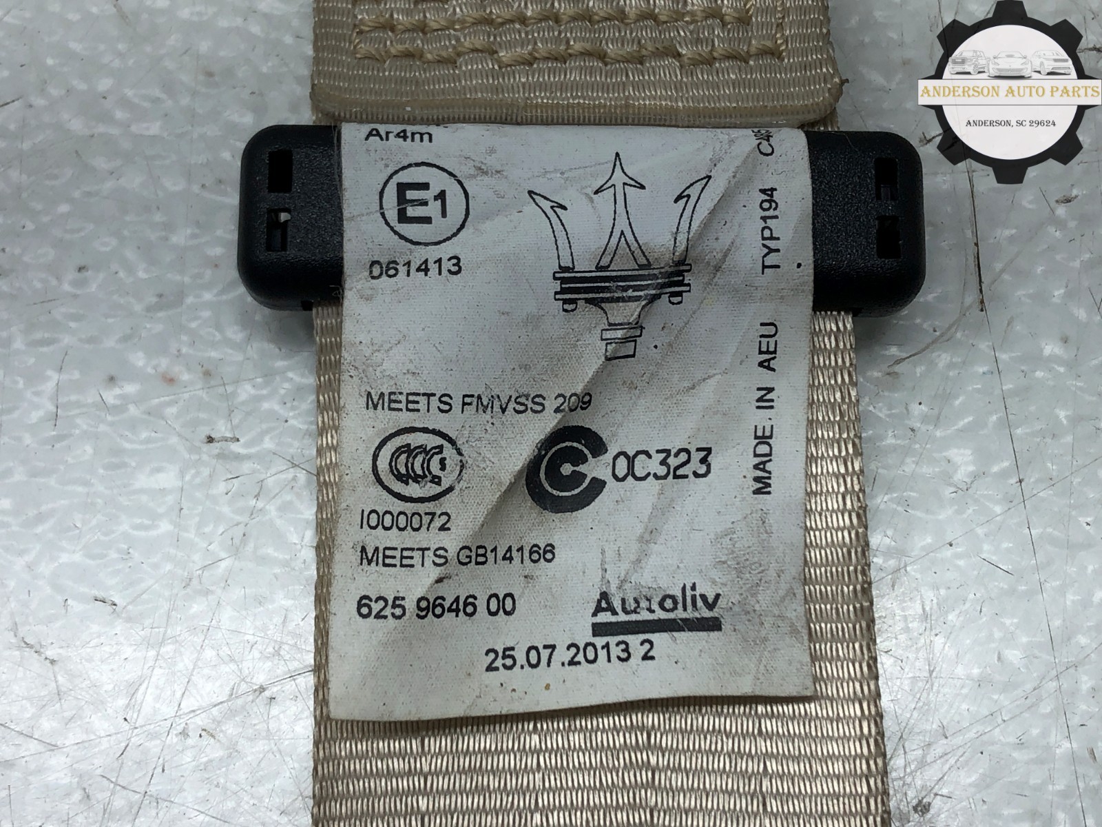 2014-2021 MASERATI QUATTROPORTE CENTER REAR SEAT BELT RETRACTOR OEM
