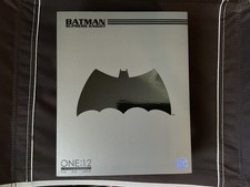 Mezco One 12 Collective Batman Supreme Knight Premium Action Figure DC Comics