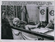 1964 Press Photo Jennifer Billingsley "Lady in a Cage" Movie Debut 1964 Press Photo Jennifer Billingsley "Lady in a Cage" Movie Debut