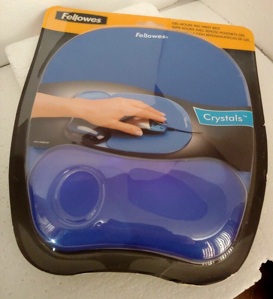 Gel Crystals Computer Mouse Pad with Wrist Rest / 8" by 9 1/4" Blue 91141 - Image 3 of 4