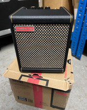 Amplificador de guitarra inteligente portátil Positive Grid Spark MINI 10W y altavoz Bluetooth negro