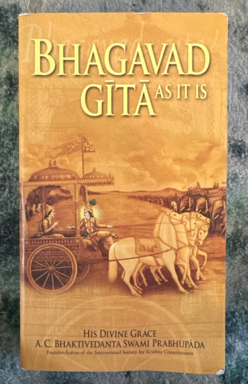 Bhagavad-Gita As It Is by A. C. Bhaktivedanta Swami Prabhupada - PB -