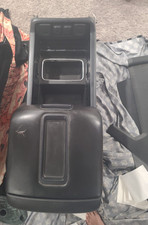 2014-2015 Chevy Silverado 1500 Front Center Console With Out Cupholder Oem