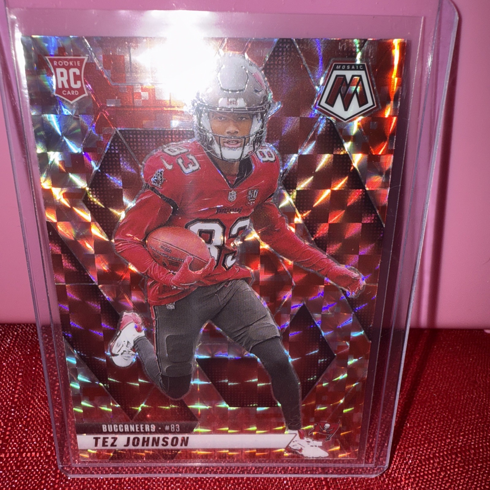 2025 Panini Mosaic Football Tez Johnson 316 Red Camo