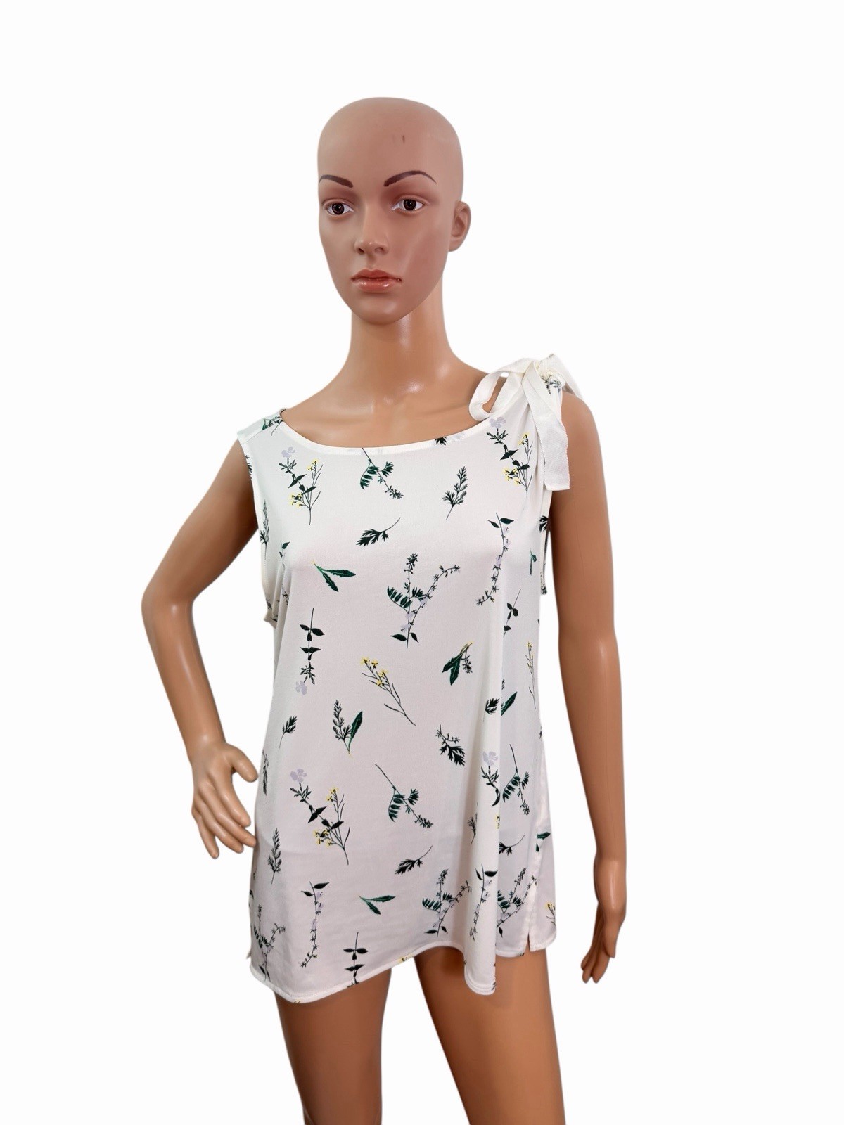 Banana Republic Women’s Size M Sleeveless Floral Blouse With Tie At Shoulder
