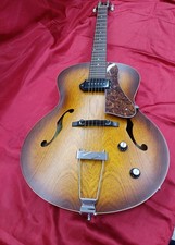 GODIN 5th Avenue Kingpin P90 CB Electric Acoustic Acoustic