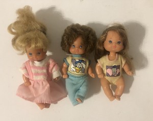 barbie niñera de bebes