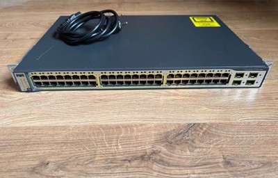 Cisco Catalyst WS C3750G 48 TS S gemanagter Layer 3 Switch & 17 Stück Patchkabel