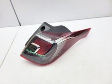 OUTER TAIL LIGHT REAR RIGHT DRIVER SIDE O/S VAUXHALL CROSSLAND X 2017