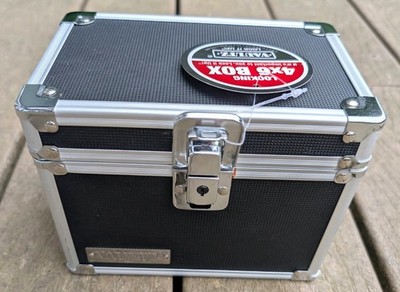 Vaultz 4 x 6 Locking Storage Box NEW with 2 keys