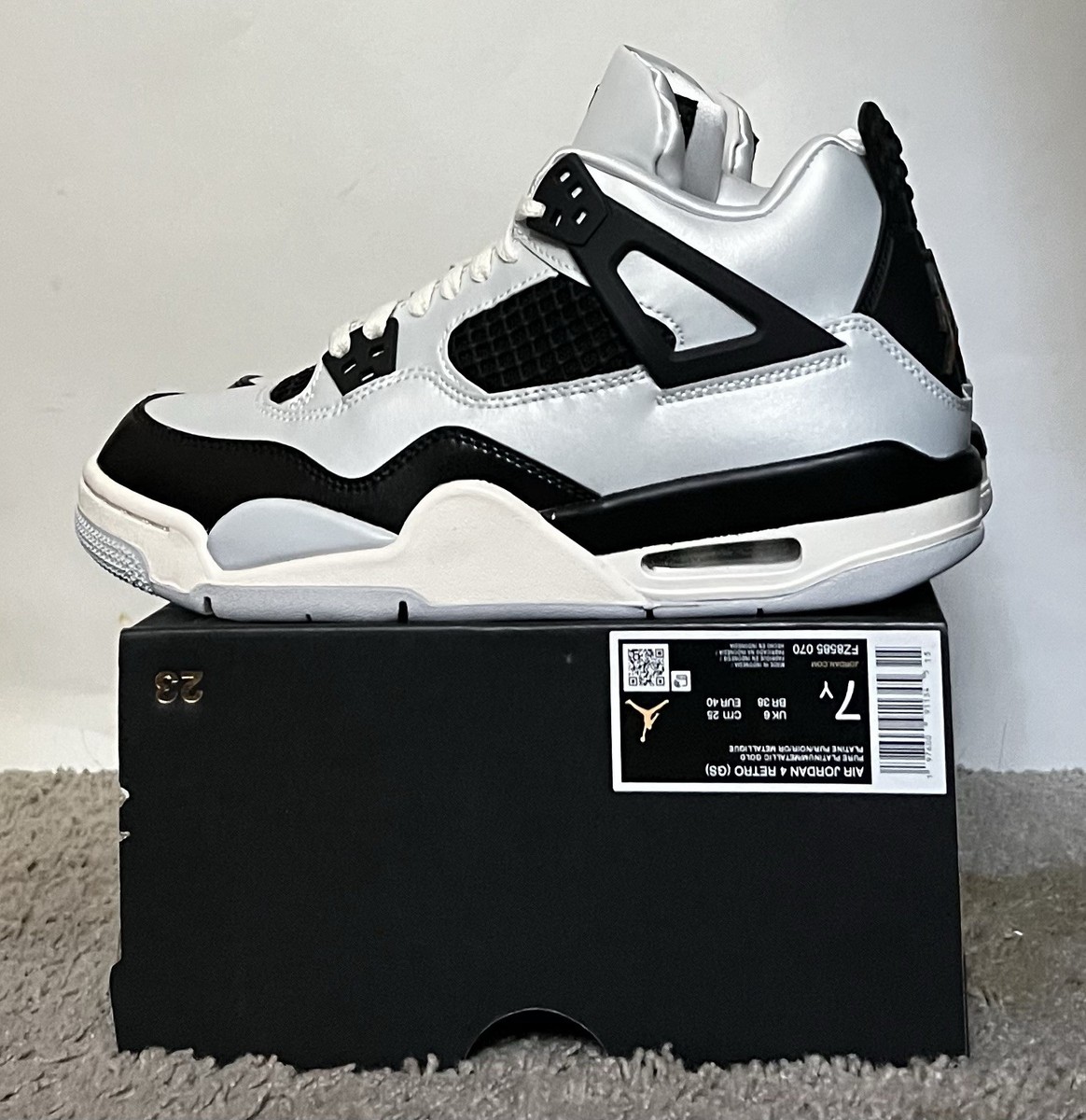 Size 7Y/8.5W- Nike Air Jordan 4 Retro (GS) Shoes Pure Platinum