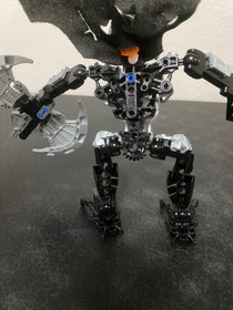 Lego Bionicle VEZON & KARDAS, 10204, 100% Complete, Mint, EXCELLENT!