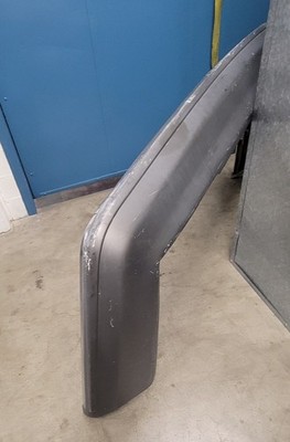 MERCEDES BENZ MB W126 C126 SEC REAR BUMPER COVER ONLY EURO OEM