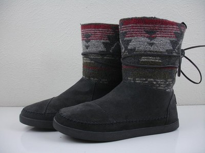 Women's 9.5 M Toms Nepal Boots Faux Fur Indian Blanket Moccasin Gray Suede Ankle