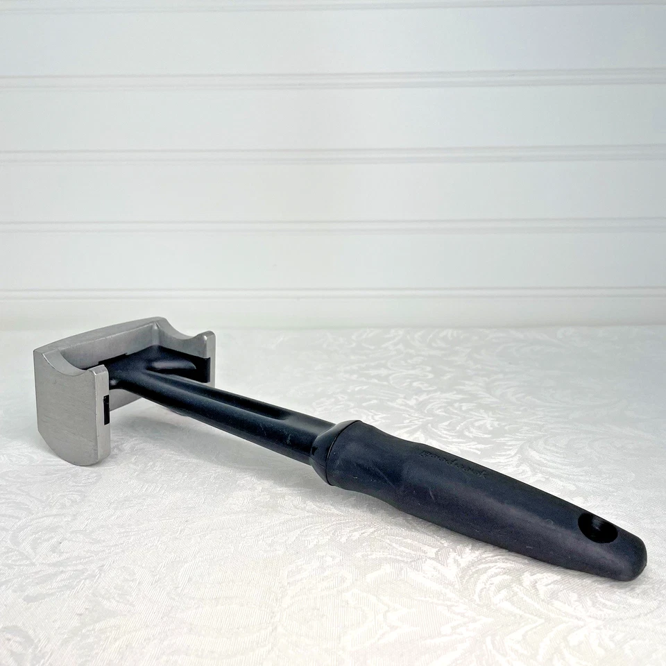 GoodCook Touch Meat Tenderizer Dual Head Comfort Grip Rubber Handle - Image 4 of 4