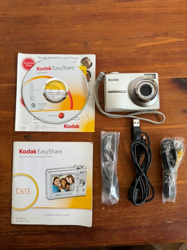Kodak EasyShare Digital Camera C613 3X Zoom Silver 2.4