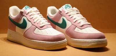NIKE AIR FORCE 1 '07 LV8 Sneaker Schuhe FV9346-100, Gr. 43 NEU!