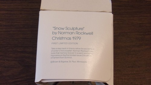 Vintage Schmid Norman Rockwell Christmas 1979 Snow Sculpture Round Ball Ornament - Picture 5 of 10