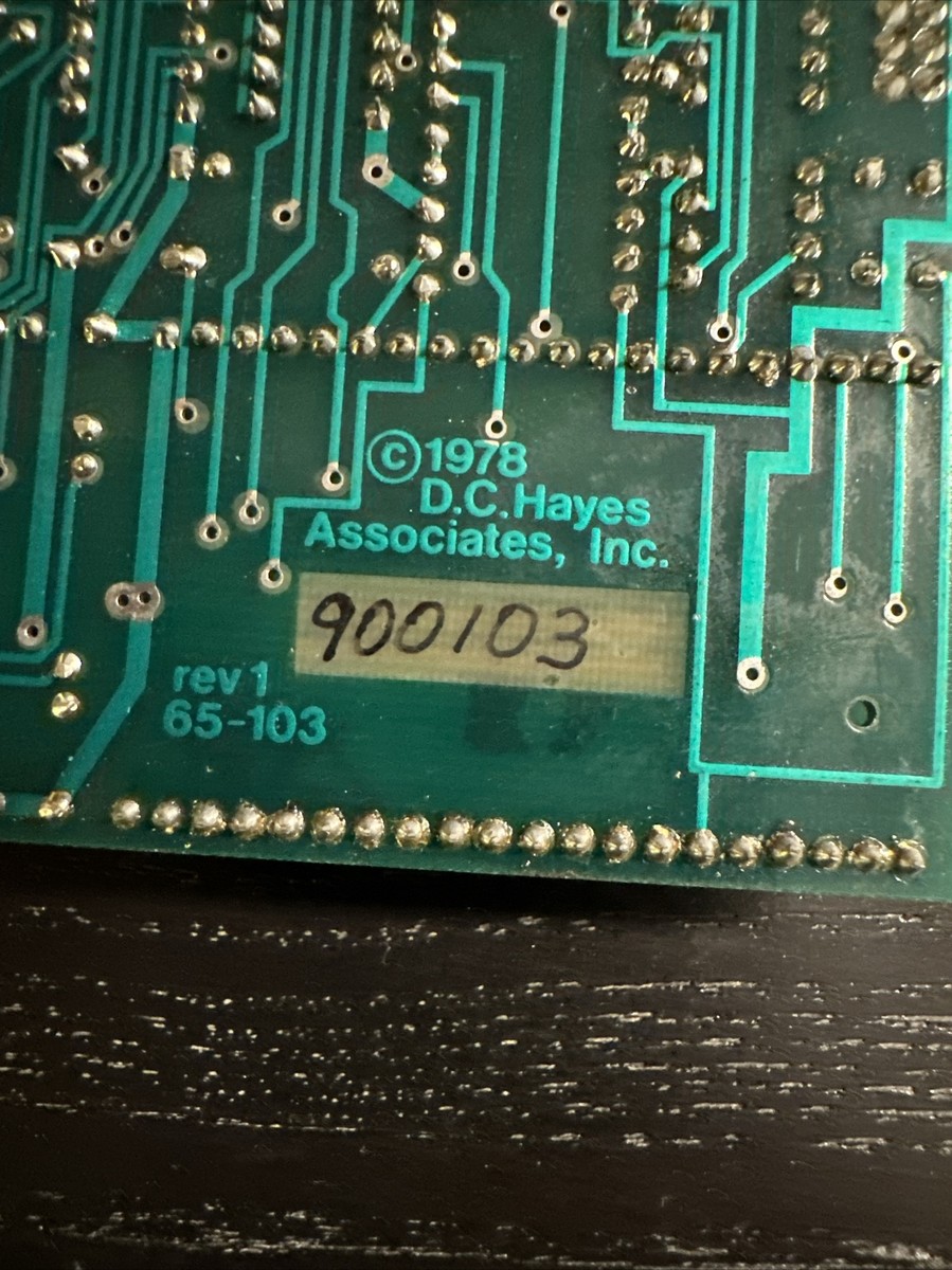 DC Hayes Micromodem II Modem For Apple II Computers 65-103 1978 +