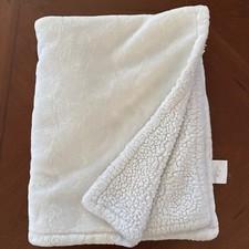 SL Home Fashions Baby Blanket White Blanket with Embossed Sheep Fleece Sherpa