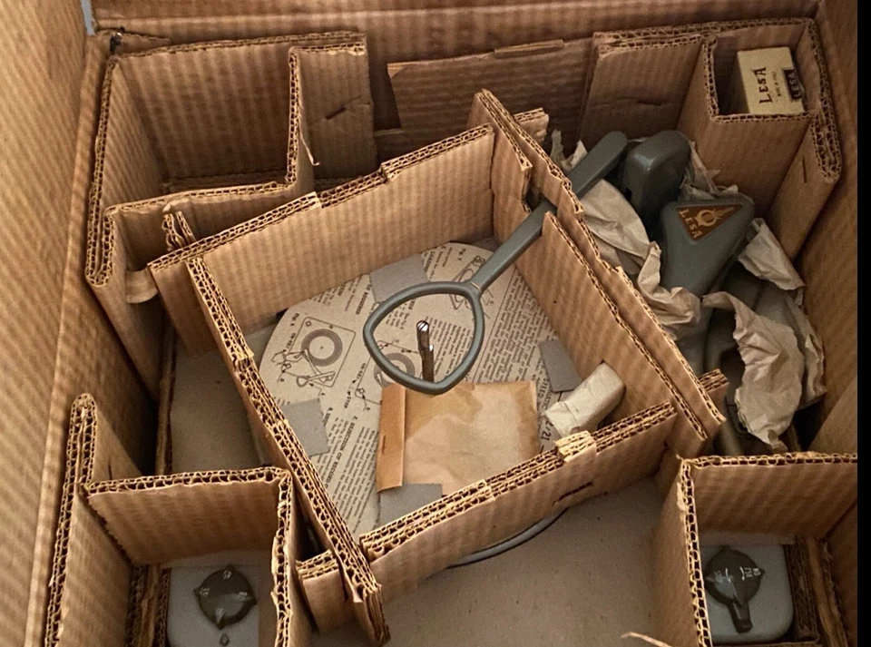 Cambiador de discos automático Lesa modelo CD2/21 como nuevo en caja stock antiguo Foto 3 de 4