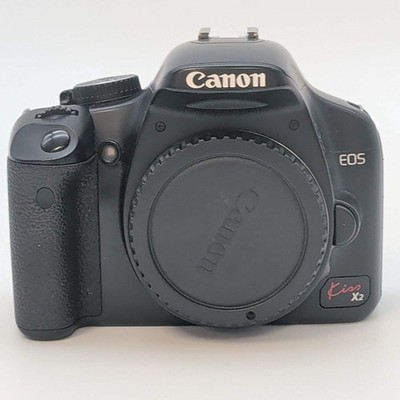 Canon x2 kiss 12.2MP Digital SLR DSLR Camera 14519 Shutter Count