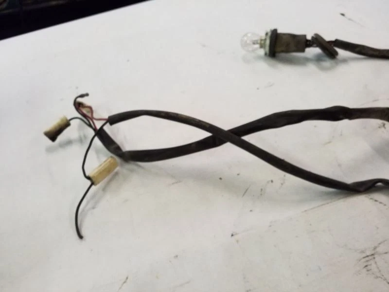 Жгут проводов для переднего левого стояночного фонаря | Подходит для Jaguar XJ6 1980-1987 годов выпуска - Изображение 3 из 4