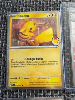 Pikachu Promo 30 Jahre Kollektion Comic Holo Fail Pokemon TCG