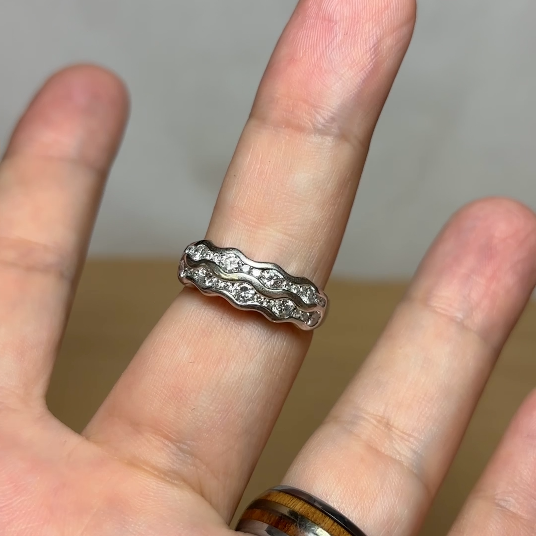 Estate 14K White Gold 27 Round Brilliant Cut Diamond Cluster Ring Ct