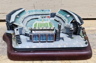 Lincoln Financial Field Philadelphia Eagles Danbury Mint Replica Stadium READ