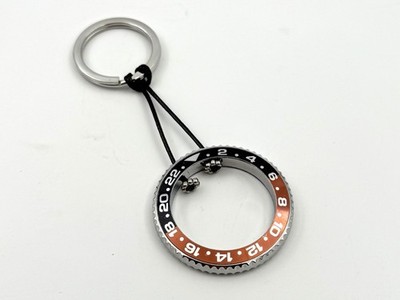 Schlüsselanhänger Steel Tribute Watch Zifferblatt GMT Root Beer Keramik Geschenkidee Sport